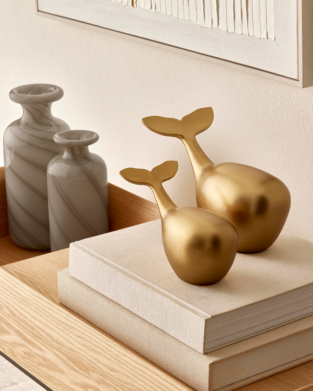 Escultura Baleia Em Dourado