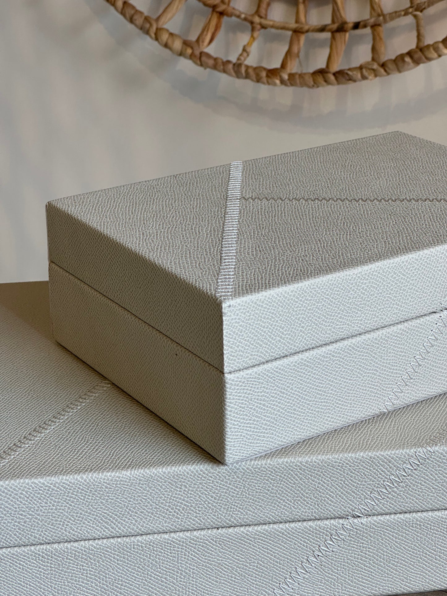 Caixa Em MDF Com Revestimento