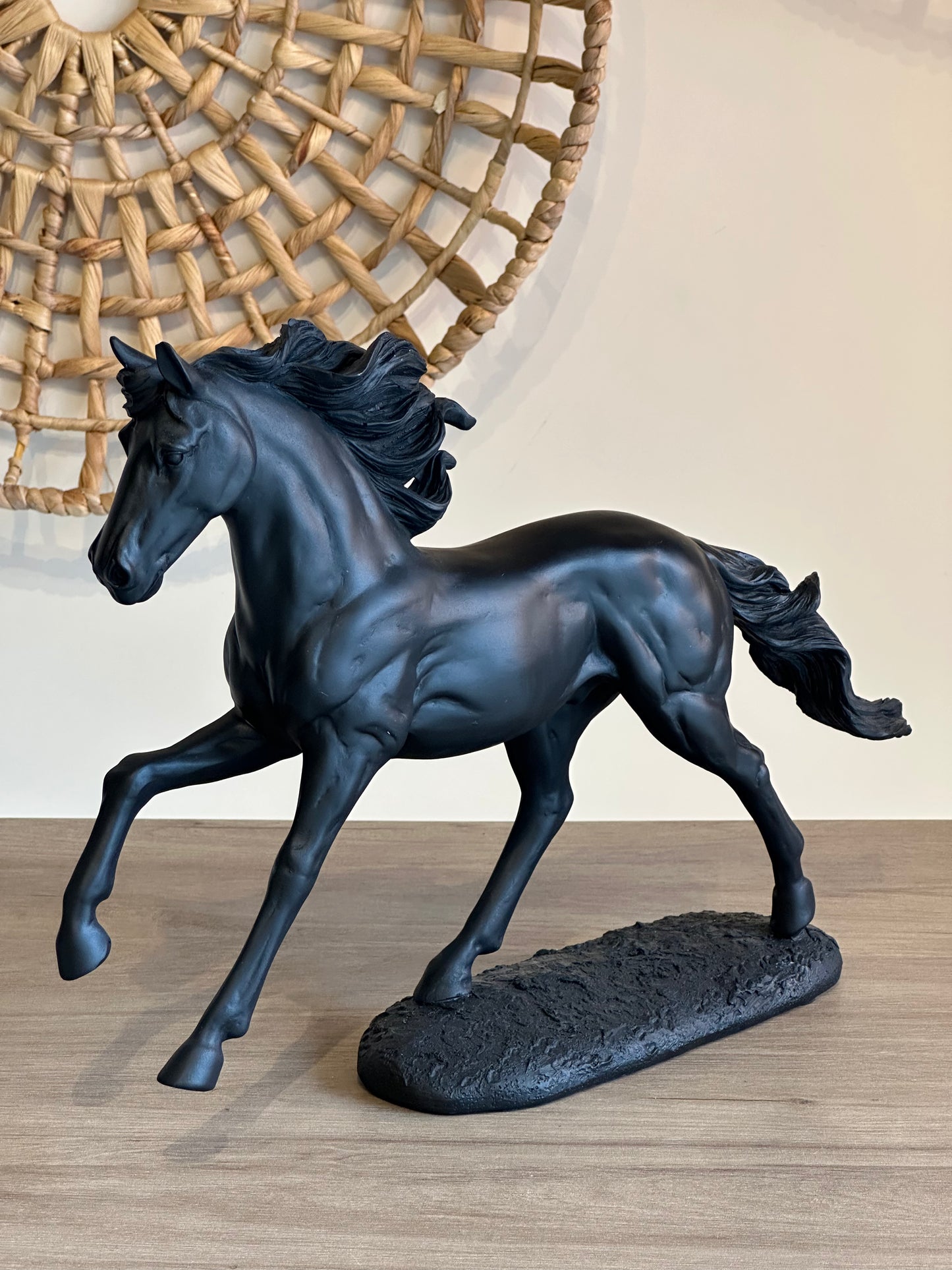 Escultura Cavalo Em Polirresina